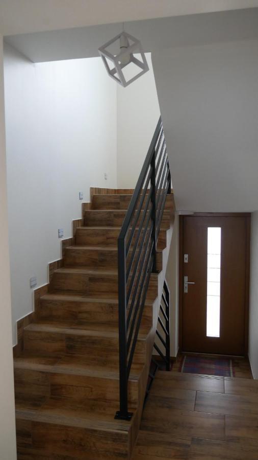 Nad Rzeka Apartment